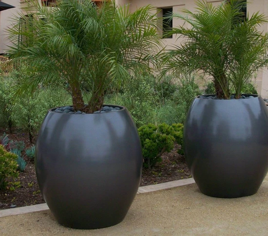 FRP-Fiberglass-Aquarian-Planter1