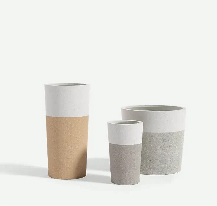 Two-tone_Urban_tall_group_F2F4F2